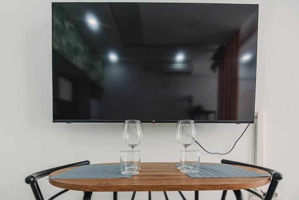 Estudio Pride Torremolinos Bagian luar foto